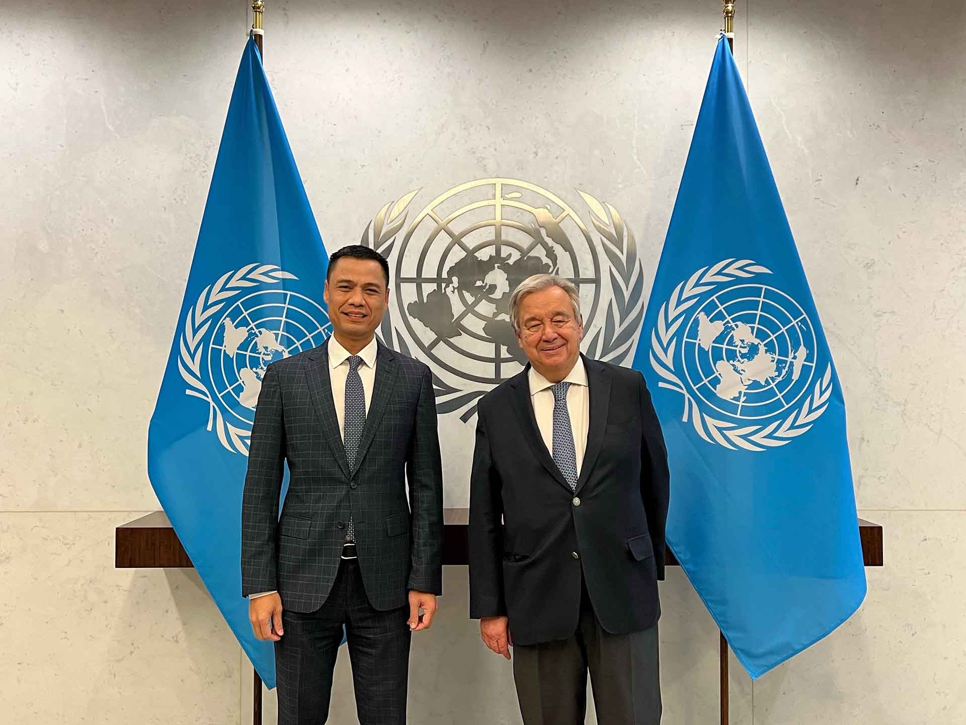 Tổng Thư ký Liên hợp quốc António Guterres tiếp Đại sứ Đặng Hoàng Giang, Trưởng Phái đoàn thường trực Việt Nam tại Liên hợp quốc. 