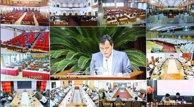 Điểm cầu trực tuyến Thông tấn xã Việt Nam và các điểm cầu trực tuyến tại các ban, bộ, ngành cùng các địa phương. Điểm cầu trực tuyến Thông tấn xã Việt Nam và các điểm cầu trực tuyến tại các ban, bộ, ngành cùng các địa phương.