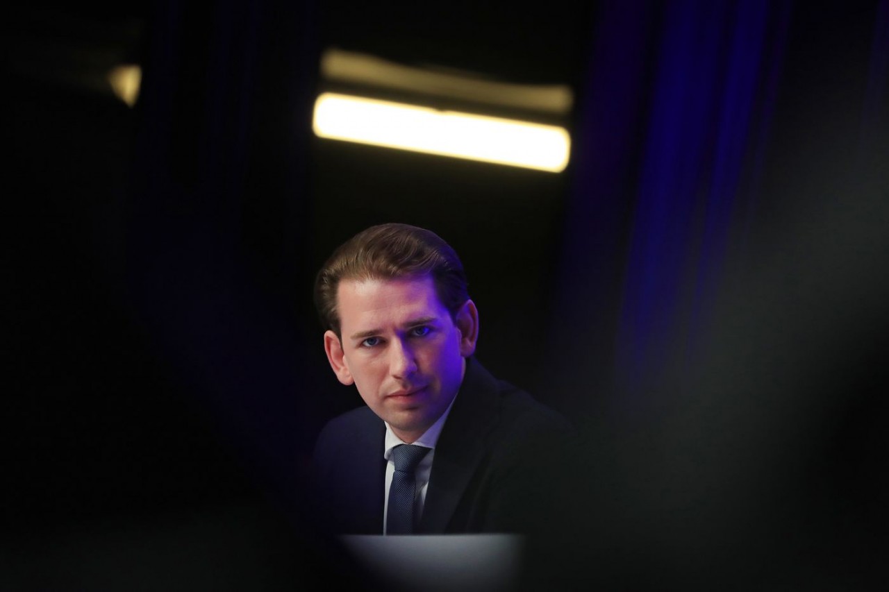 Cựu Thủ tướng Áo: Xung đột Nga-Ukraine sớm muộn gì cũng sẽ kết thúc trên bàn đàm phán. (Nguồn: Bloomberg) Cựu Thủ tướng Áo: Xung đột Nga-Ukraine sớm muộn gì cũng sẽ kết thúc trên bàn đàm phán. (Nguồn: Bloomberg)