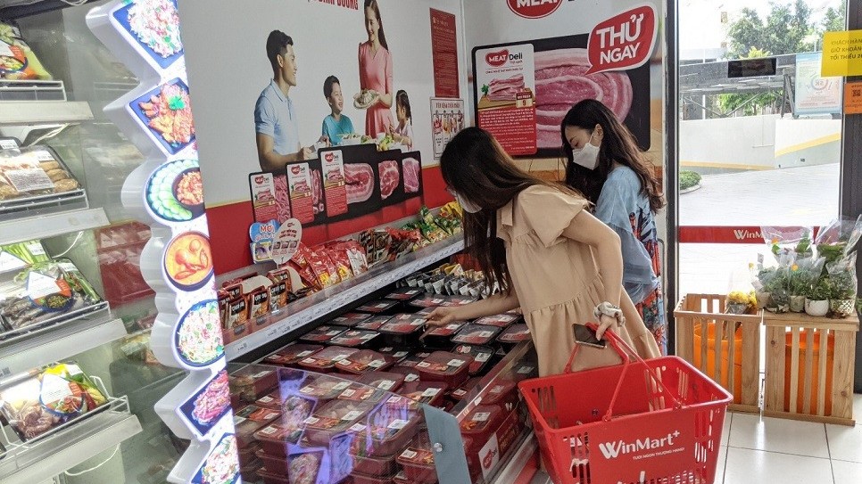 Giá heo hơi hôm nay 13/5: Giá heo hơi tiếp tục đi lên, có thể chạm tới mức 70.000 đồng/kg