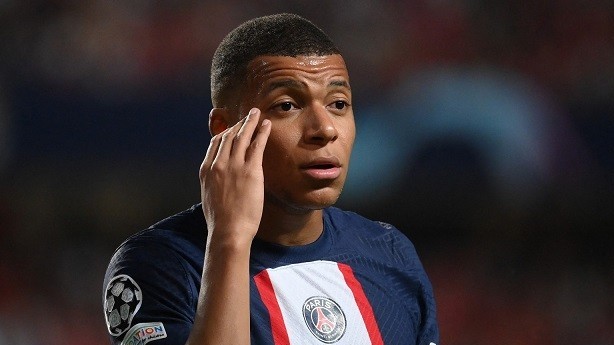 Chuyển nhượng cầu thủ ngày 18/10: Kylian Mbappe phủ nhận rời PSG; Harry Kane sẵn sàng ở lại Tottenham; HLV Erik ten Hag ưu tiên ký 1 tiền đạo