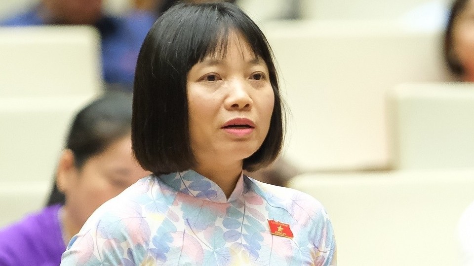 Ngày 20/10: Phụ nữ hiện đại hãy luôn nỗ lực trang bị tri thức cho mình