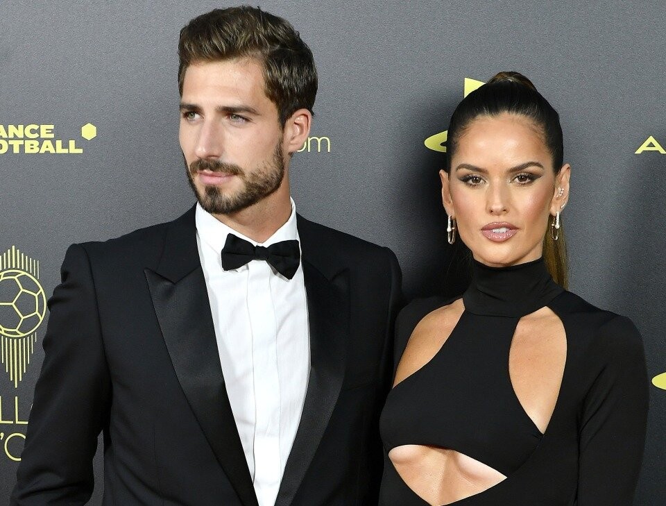 Những bóng hồng xinh đẹp trên thảm đỏ gala Quả bóng vàng 2022