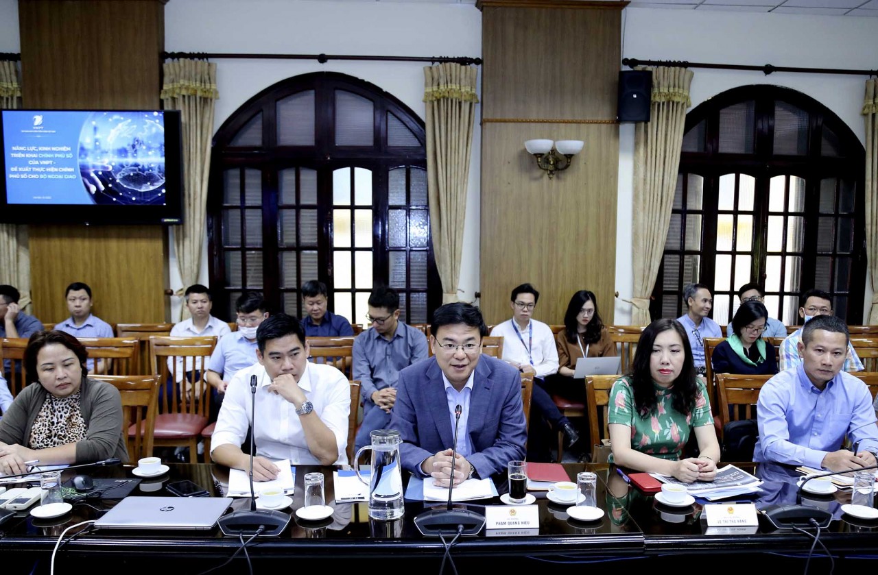 Bộ Ngoại giao và VNPT tổ chức tọa đàm về các giải pháp phục vụ chuyển đổi số