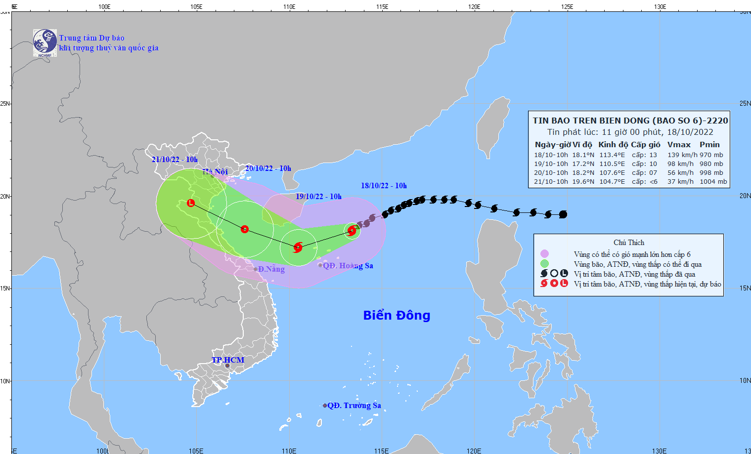 Bão số 6 cách quần đảo Hoàng Sa khoảng 250 km, gió gần tâm bão giật cấp 15 và suy yếu dần trong ngày 18/10 Bão số 6 cách quần đảo Hoàng Sa khoảng 250 km, gió gần tâm bão giật cấp 15 và suy yếu dần trong ngày 18/10