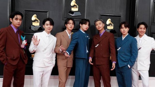 Từ chối 'đặc quyền', tất cả thành viên BTS sẽ nhập ngũ và thực hiện nghĩa vụ quân sự