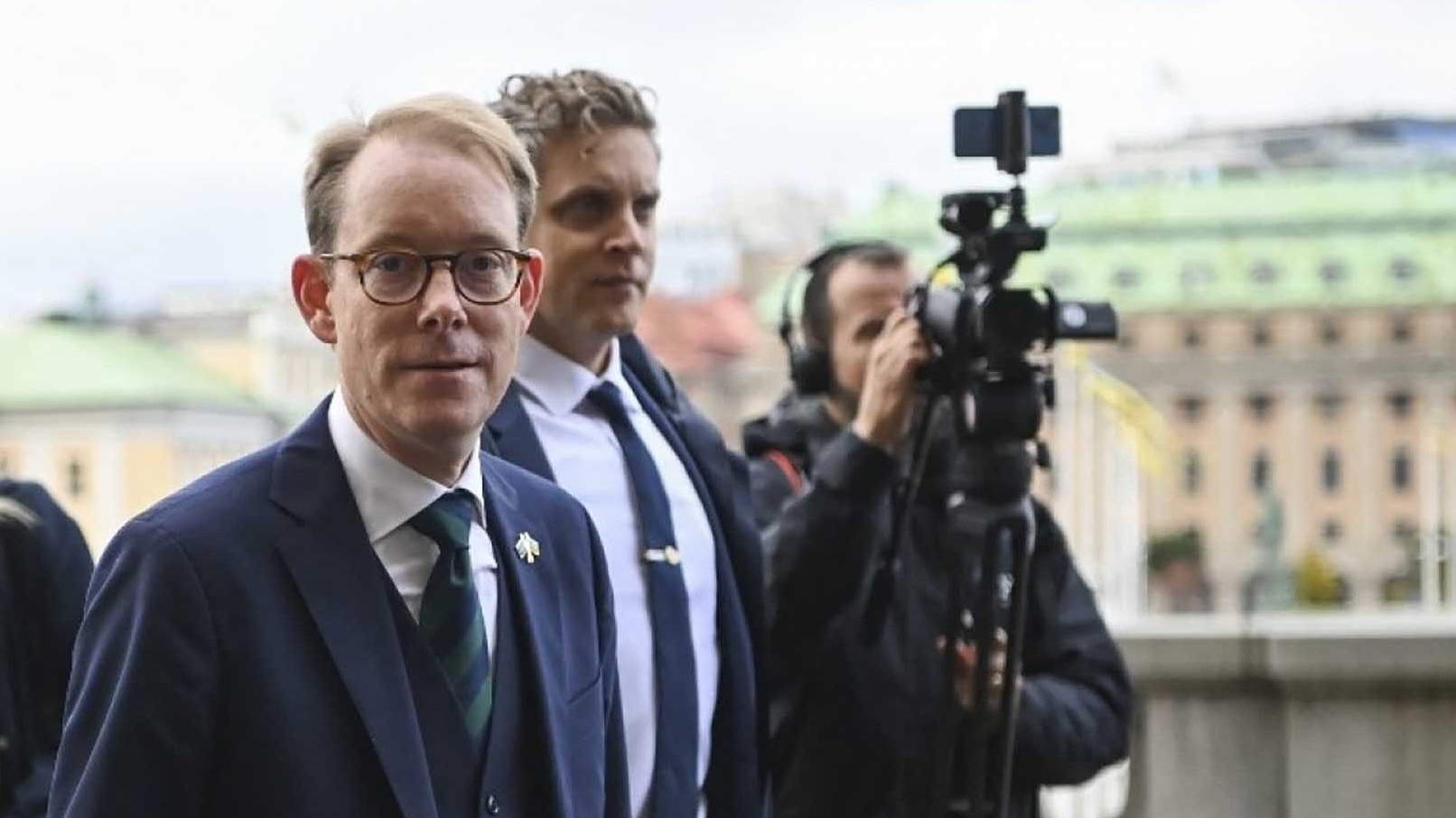 Điện mừng Bộ trưởng Ngoại giao Thụy Điển