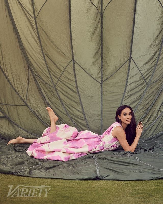 Bộ ảnh Meghan dịu dàng, thanh lịch trên tạp chí Variety Bộ ảnh Meghan dịu dàng, thanh lịch trên tạp chí Variety