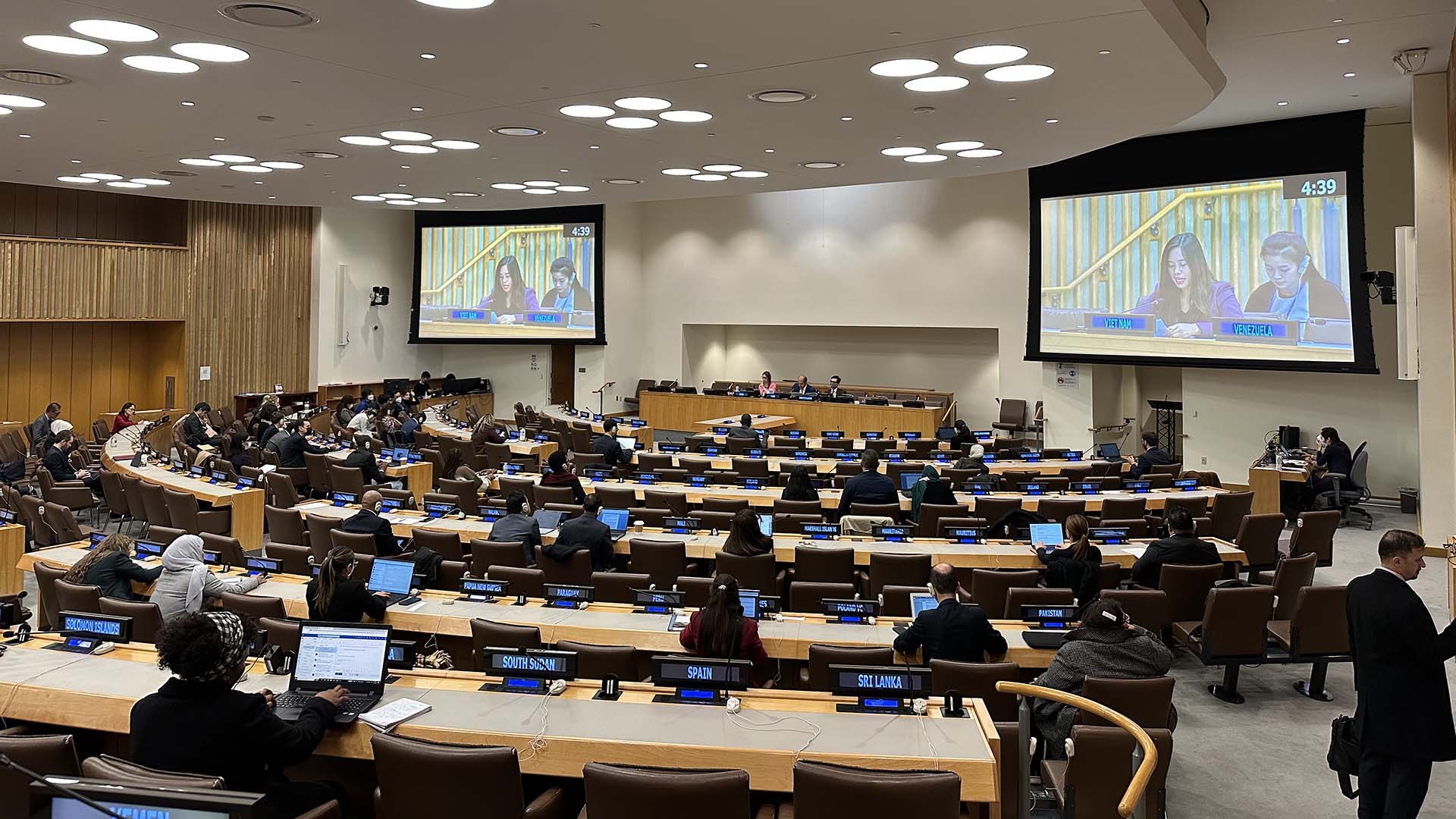 Ủy ban về các vấn đề xã hội, nhân đạo và văn hóa, Khóa 77 Đại hội đồng LHQ thảo luận việc thúc đẩy và bảo vệ các quyền con người.