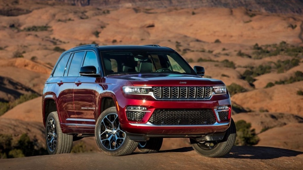 Jeep Grand Cherokee sẽ ra mắt tại triển lãm ô tô Việt Nam 2022