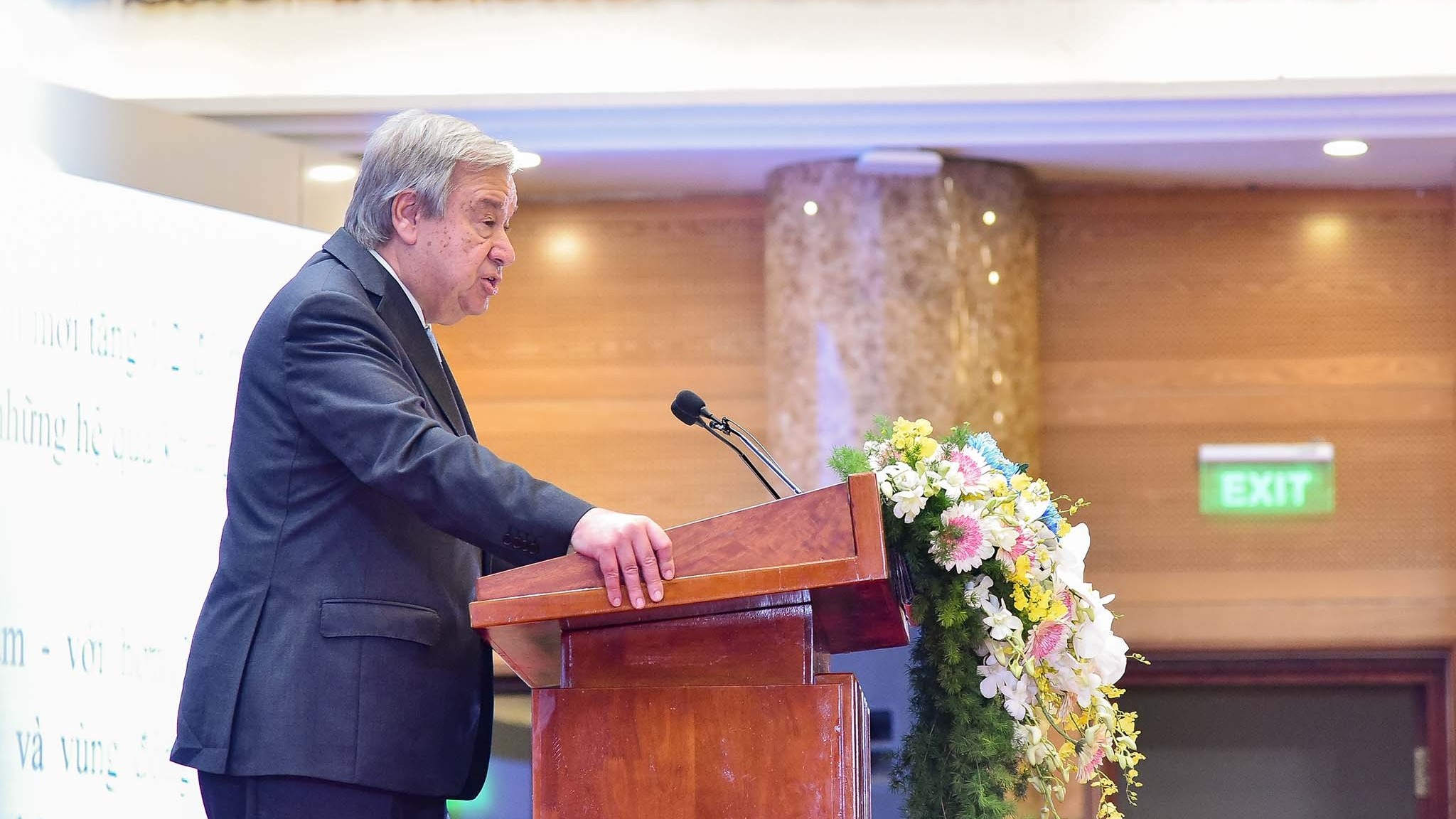 45 năm Việt Nam gia nhập Liên hợp quốc: Một câu chuyện về sự chuyển đổi và hy vọng do dân tộc Việt Nam viết nên 45 năm Việt Nam gia nhập Liên hợp quốc: Một câu chuyện về sự chuyển đổi và hy vọng do dân tộc Việt Nam viết nên