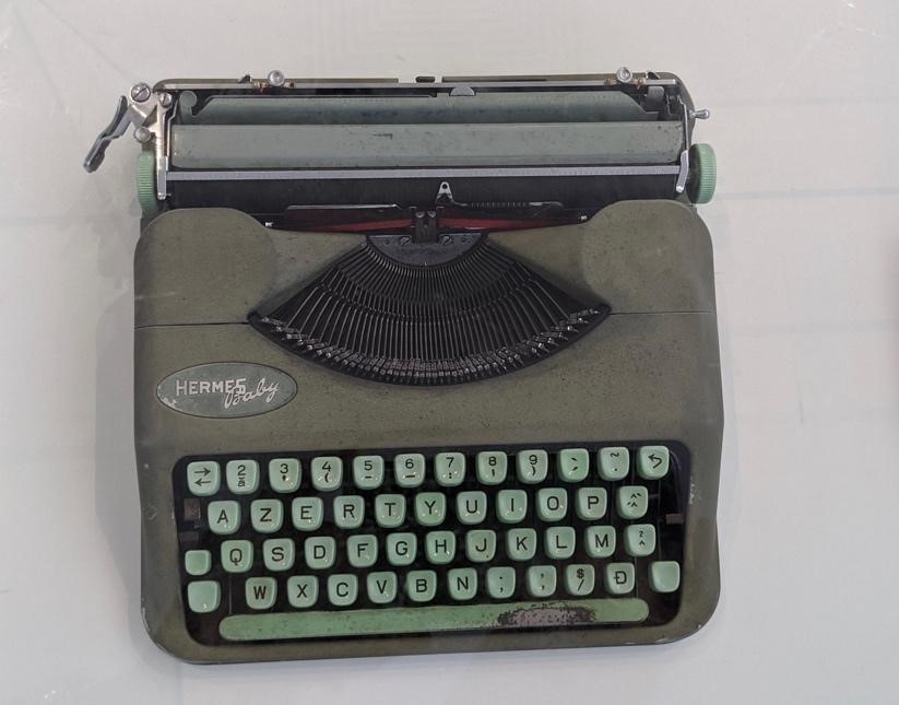 Những tặng phẩm đáng quý kiều bào gửi tặng Bác Hồ