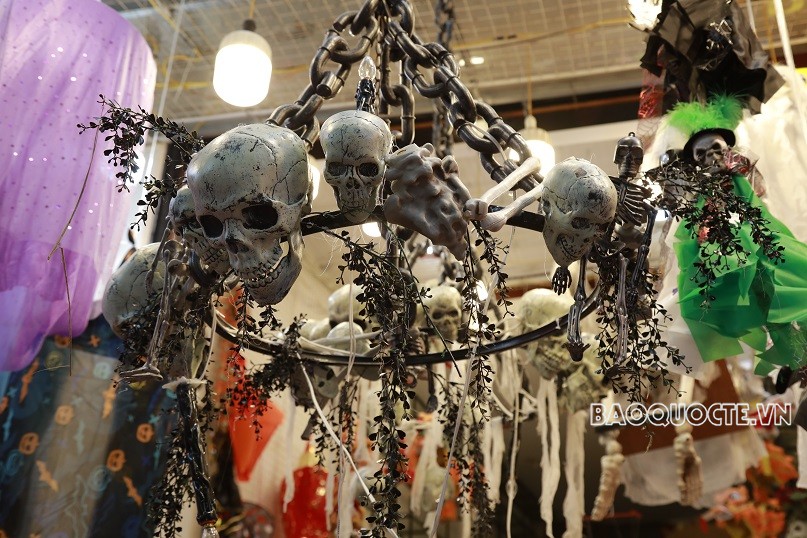 Phố Hàng Mã đón chờ Lễ hội Halloween