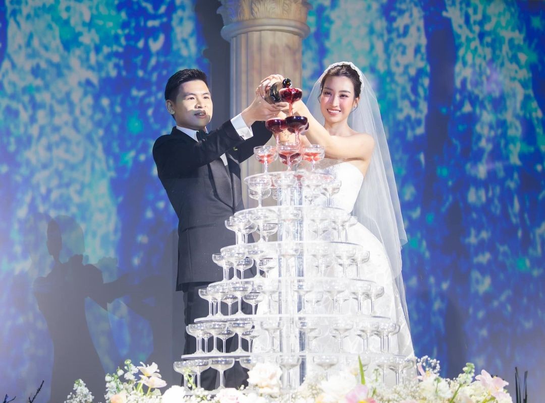 Ngắm hình ảnh đẹp trong đám cưới Đỗ Mỹ Linh