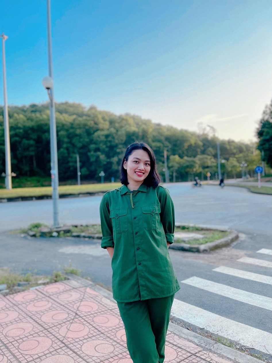 Nhan sắc nổi bật và thành tích học tập xuất sắc của Hoa khôi bóng chuyền Nguyễn Thu Hoài