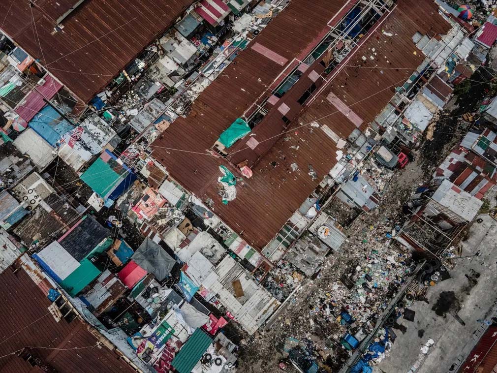 Cuộc sống của những người sống ngoài đống rác của Manila