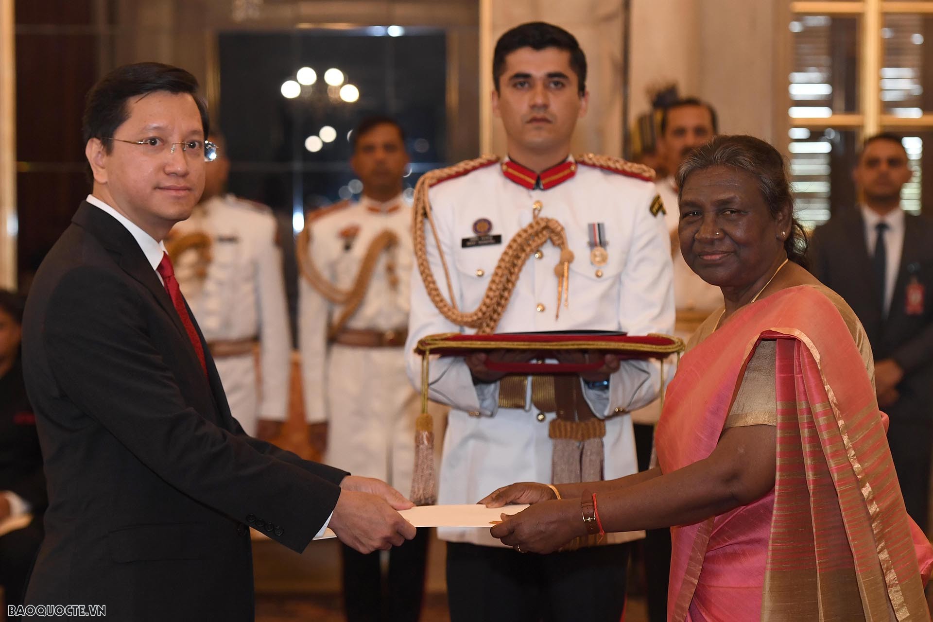 Đại sứ  Nguyễn Thanh Hải trình Thư ủy nhiệm lên Tổng thống Ấn Độ