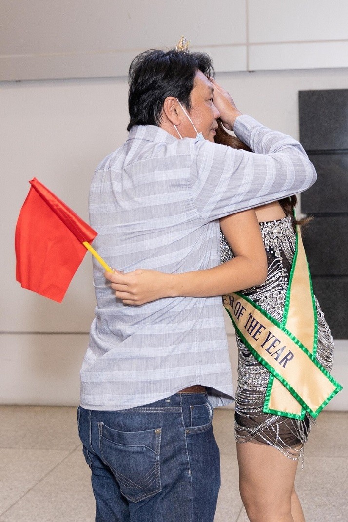 Đoàn Thiên Ân xinh đẹp trở về trong