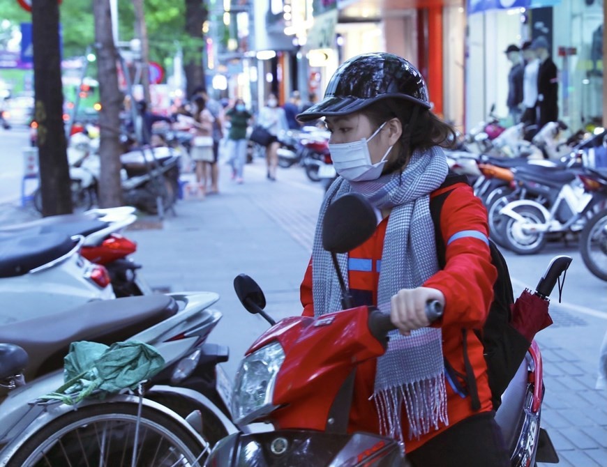 Không khí lạnh về, Bắc Bộ rét về đêm và sáng, ngày trời nắng, hanh khô; Trung Bộ mưa rào diện rộng Không khí lạnh về, Bắc Bộ rét về đêm và sáng, ngày trời nắng, hanh khô; Trung Bộ mưa rào diện rộng