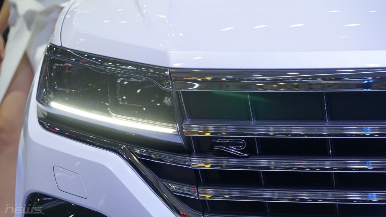 Cận cảnh Volkswagen Touareg mẫu SUV cao cấp tại Việt Nam, giá gần 3 tỷ đồng