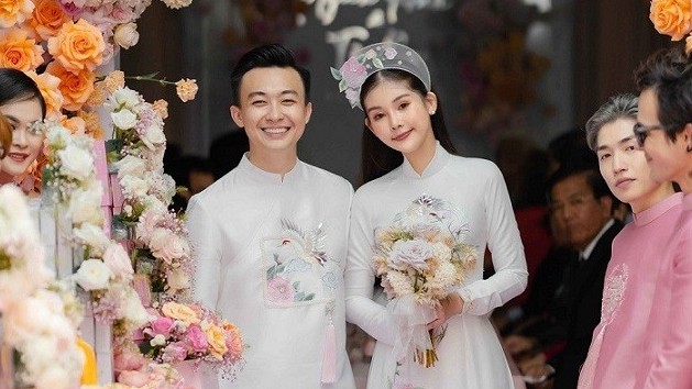 Hình ảnh áo dài đẹp tinh tế trong lễ ăn hỏi của Hoa hậu Lê Âu Ngân An