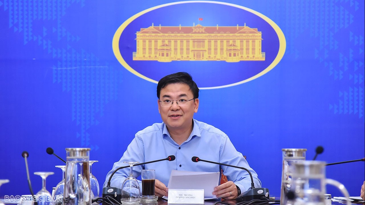 Bộ Ngoại giao đẩy mạnh cải cách thủ tục hành chính, đồng hành cùng người dân, doanh nghiệp