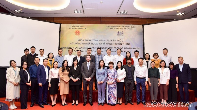 Bộ Ngoại giao tổ chức khoá bồi dưỡng về thông tin đối ngoại và kỹ năng truyền thông