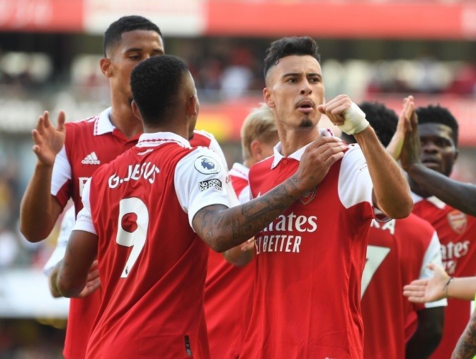 ngày 4/11: Gabriel Martinelli chờ hợp đồng mới Asenal; ngày 4/11: Gabriel Martinelli chờ hợp đồng mới Asenal;