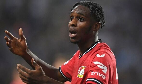 ngày 4/11: Gabriel Martinelli chờ hợp đồng mới Asenal; MU coi trọng Jeremie Frimpong; ngày 4/11: Gabriel Martinelli chờ hợp đồng mới Asenal; MU coi trọng Jeremie Frimpong;