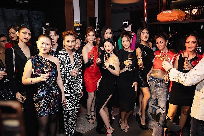 Jun Vũ diện váy xẻ quyến rũ, 'đốn tim' người hâm mộ trong đêm tiệc của DSQUARED2