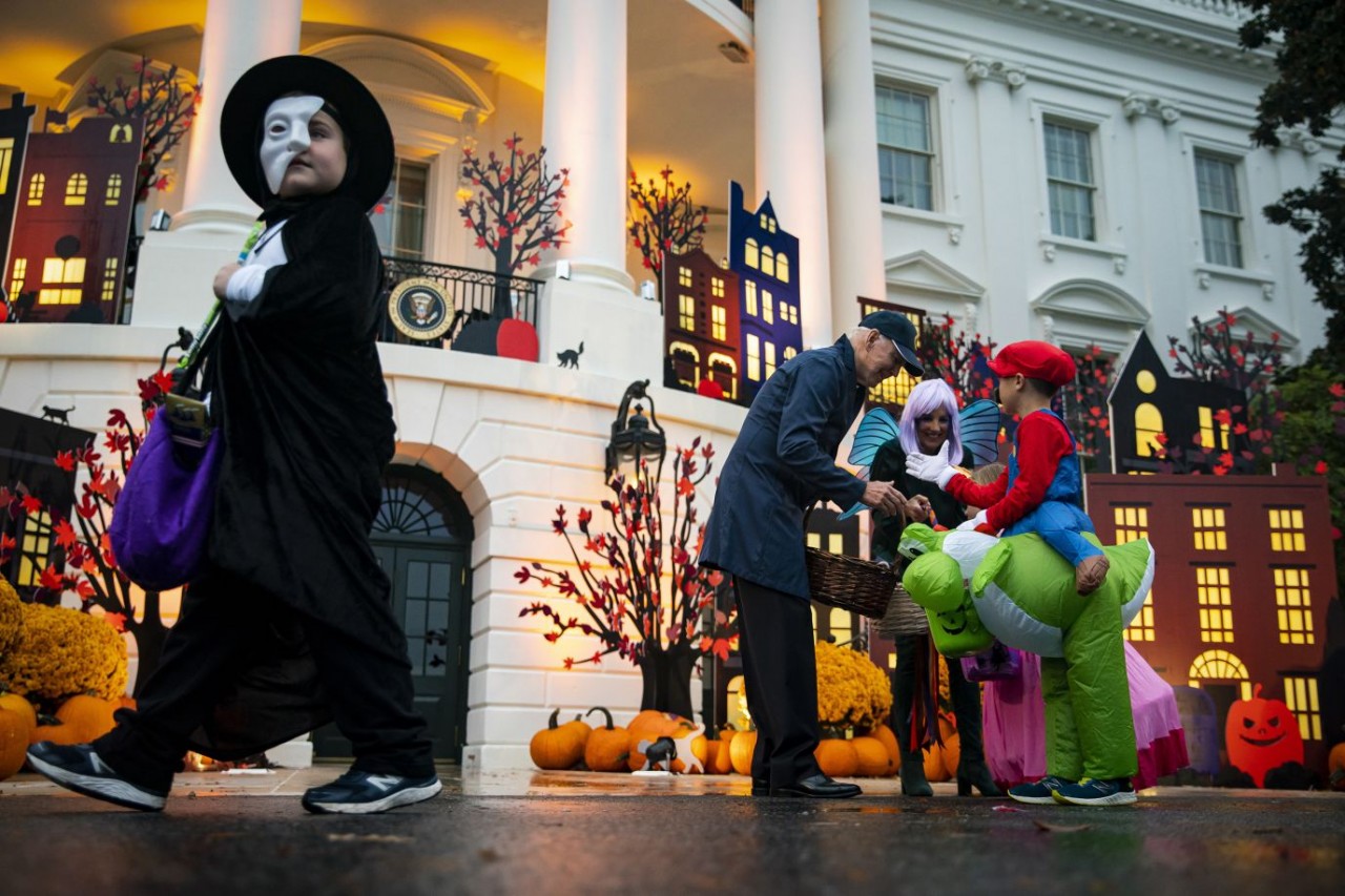 Ảnh ấn tượng tuần (31/10-6/11): Xung đột Ukraine, ông Putin nói số người được động viên quân sự ‘rất lớn’, G7 ‘mở lời’ với Nga về thỏa thuận ngũ cốc