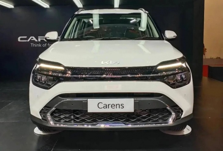 Kia Carens 2023 chính thức ra mắt tại Việt Nam vào ngày 11/11