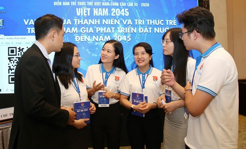 Các đại biểu tham dự Diễn đàn Trí thức trẻ Việt Nam toàn cầu lần thứ III năm 2020 trao đổi, thảo luận các chủ đề về Diễn đàn Các đại biểu tham dự Diễn đàn Trí thức trẻ Việt Nam toàn cầu lần thứ III năm 2020 trao đổi, thảo luận các chủ đề về Diễn đàn