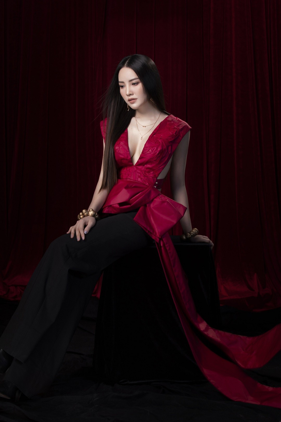 MC -  Á hậu Thụy Vân