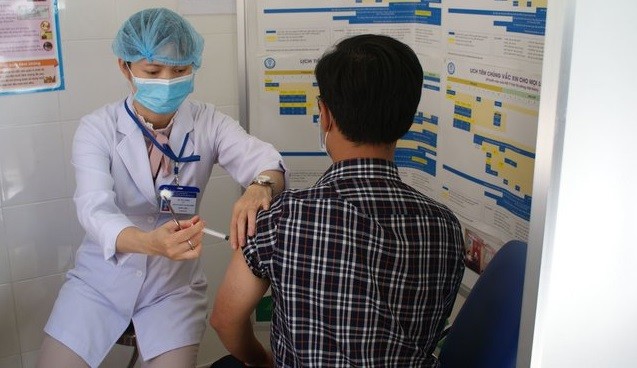 Covid-19 ngày 10/11: Hơn 400 ca mắc mới, 153 bệnh nhân chữa khỏi, không có trường hợp tử vong