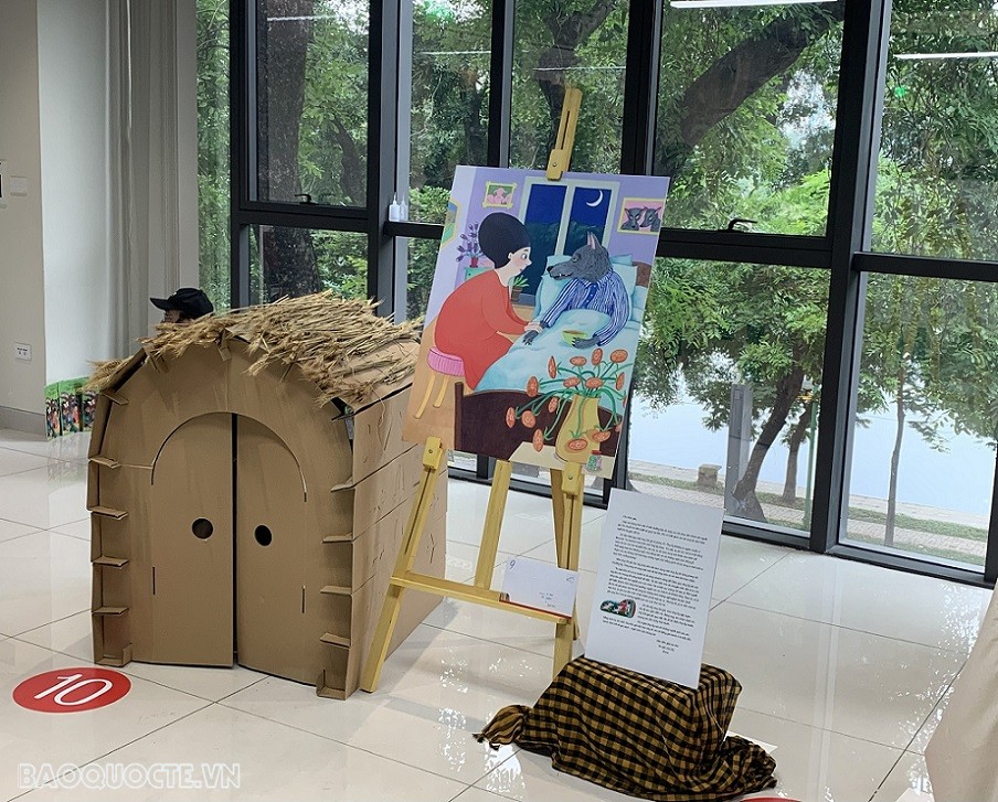 Đưa 'Chuyến phiêu lưu vào thế giới cổ tích' Đan Mạch đến với Việt Nam. (Ảnh: Hạnh Lê)