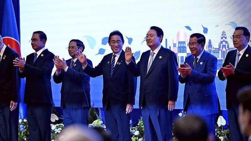 Thủ tướng Nhật Bản hy vọng về mối quan hệ 'mang tính xây dựng và ổn định' với Trung Quốc Thủ tướng Nhật Bản hy vọng về mối quan hệ 'mang tính xây dựng và ổn định' với Trung Quốc