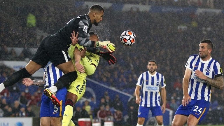 Man Utd sẽ chiêu mộ thủ thành Robert Sanchez?