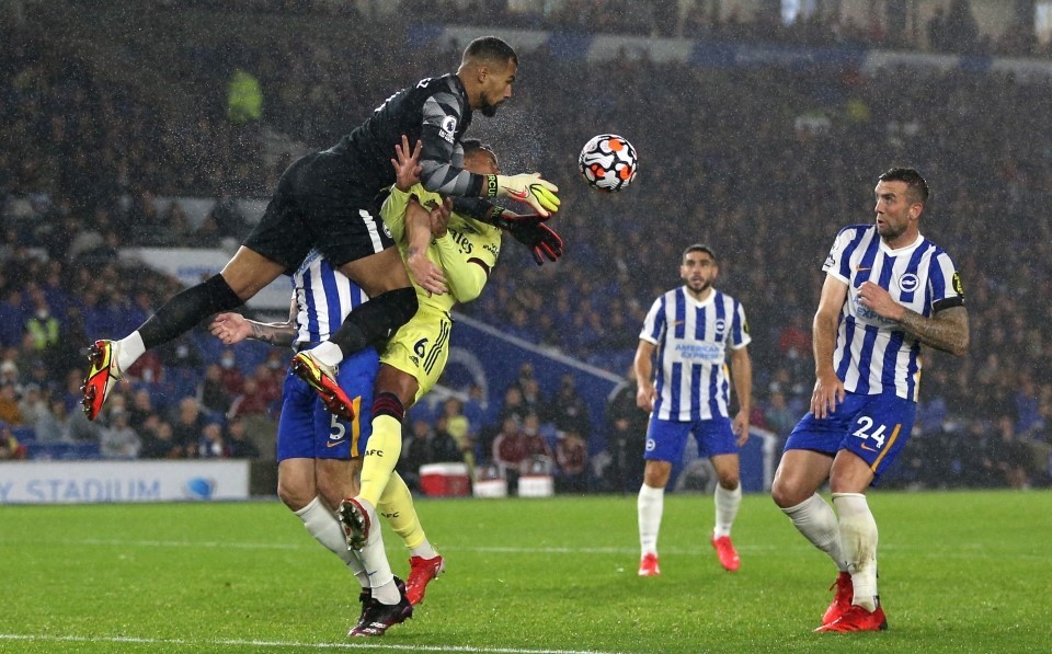 Man Utd nhắm thủ môn Tây Ban Nha thay thế De Gea Man Utd nhắm thủ môn Tây Ban Nha thay thế De Gea