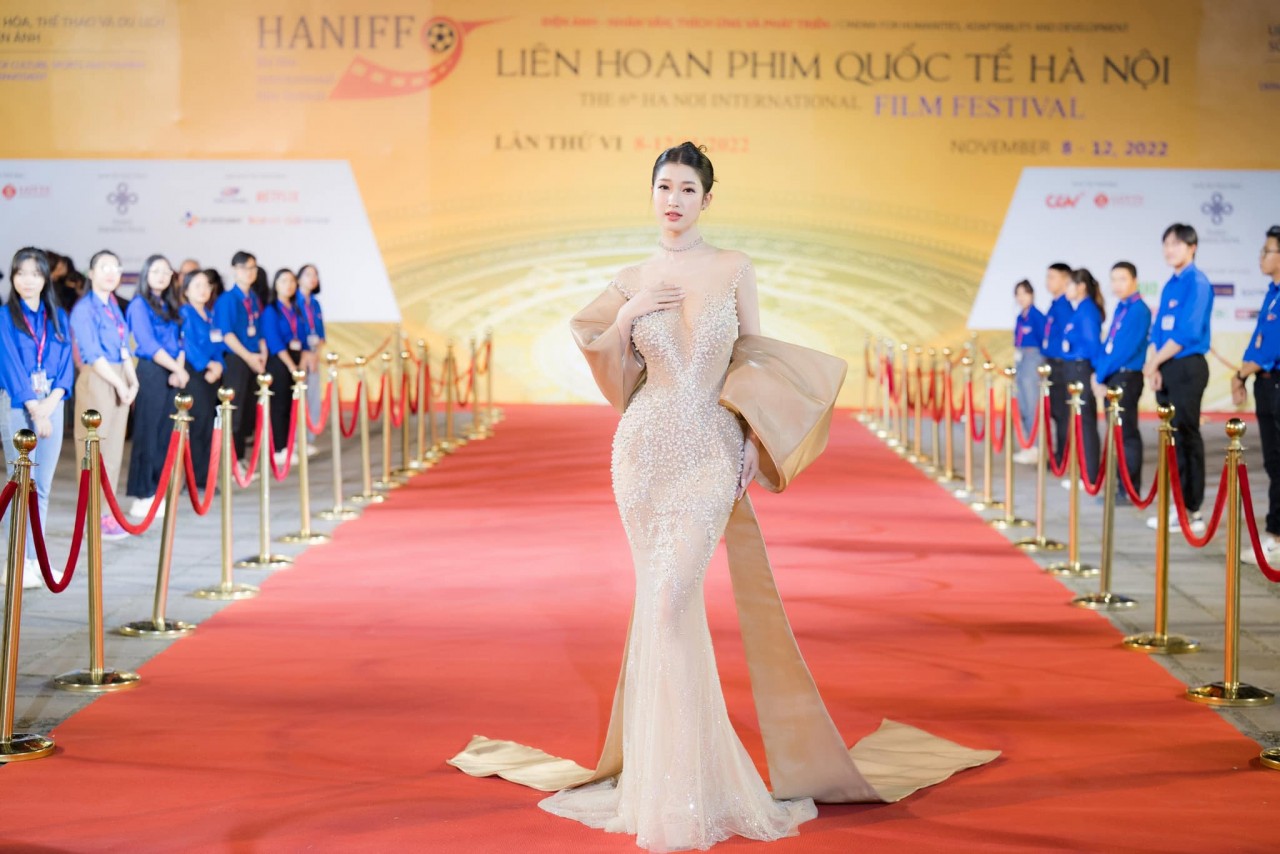 Lan Phương, Hoa hậu Mai Phương, Á hậu Phương Nhi