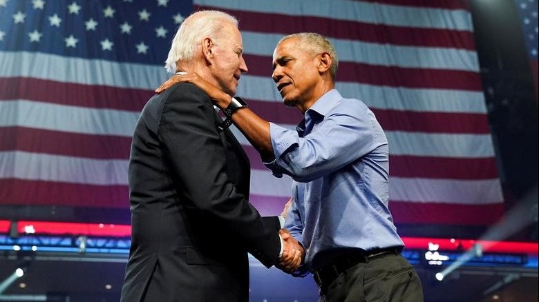 Ảnh ấn tượng tuần (7-13/11): Nữ binh sĩ Ukraine bắn pháo tự hành 2S7 Pion, Nga rút khỏi Kherson, gay cấn bầu cử giữa kỳ Mỹ-ông Biden giành lợi thế lớn