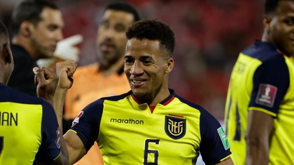 Tiểu sử Byron Castillo - hậu vệ xuất sắc của bóng đá Ecuador Tiểu sử Byron Castillo - hậu vệ xuất sắc của bóng đá Ecuador