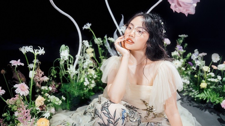 Phương Mỹ Chi: Tôi không còn là ‘cô bé dân ca’ hồn nhiên, vô lo