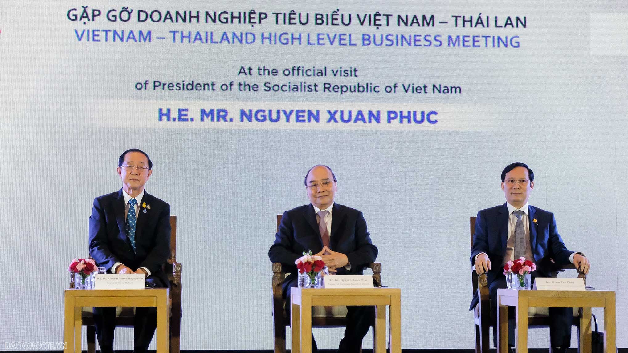 Những ‘người hùng’ trong kinh tế Việt Nam và Thái Lan Những ‘người hùng’ trong kinh tế Việt Nam và Thái Lan