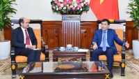 Thứ trưởng Thường trực Bộ Ngoại giao Nguyễn Minh Vũ tiếp Đại sứ Ấn Độ tại Việt Nam