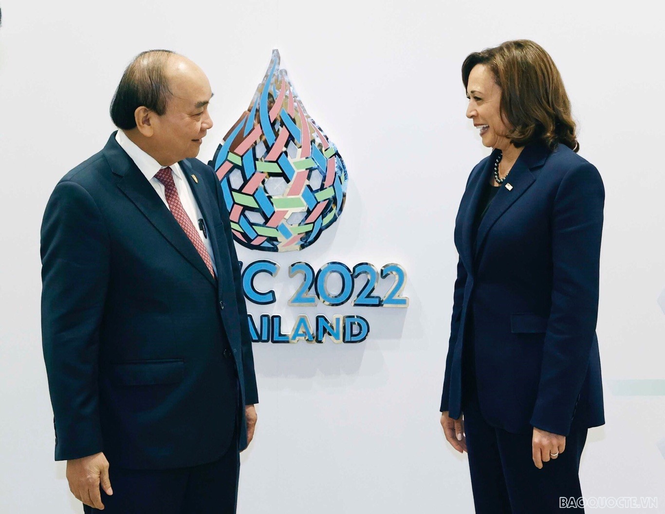 Chủ tịch nước Nguyễn Xuân Phúc gặp Phó Tổng thống Hoa Kỳ Kamala Harris