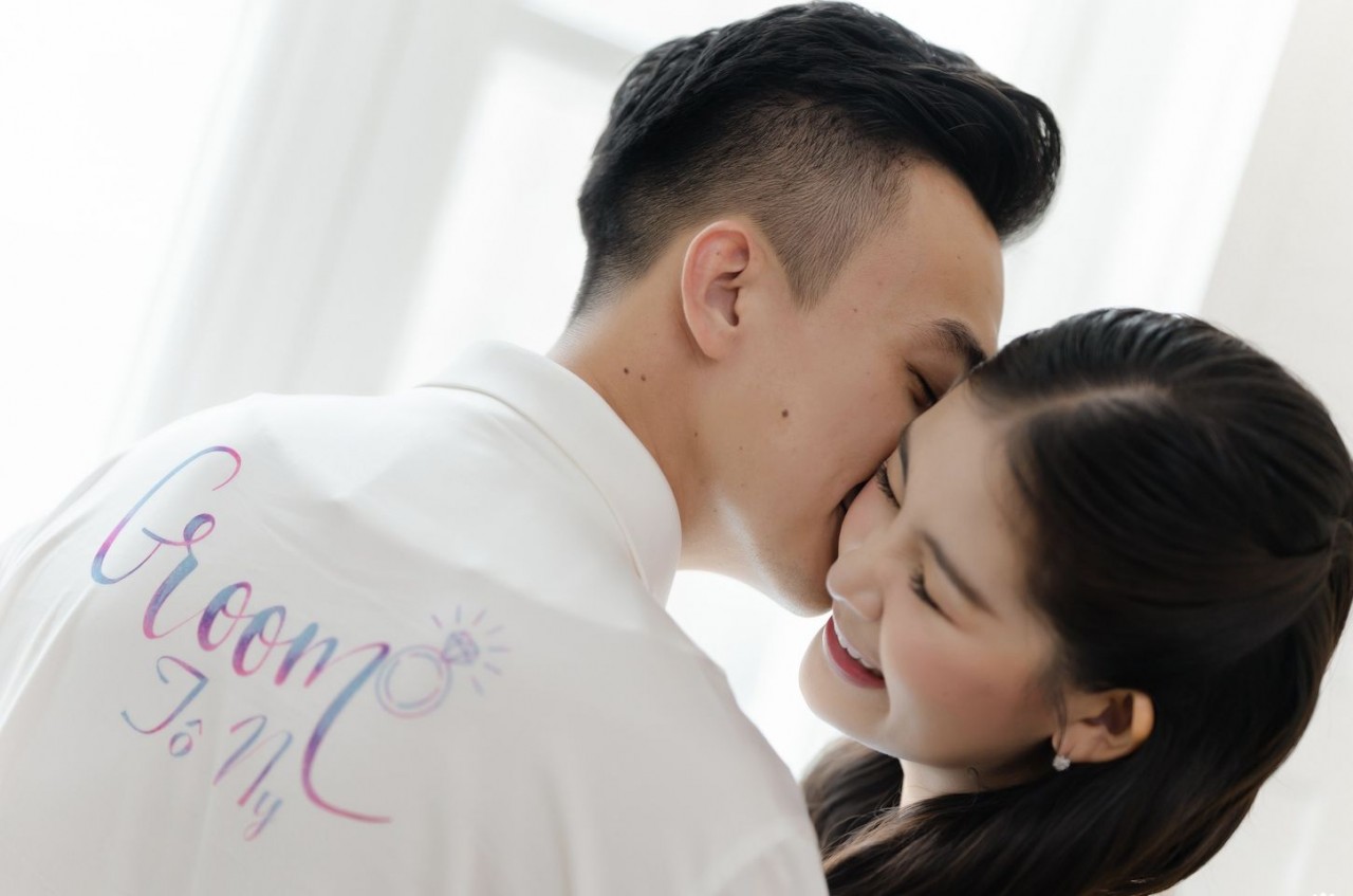 Khoảnh khắc hạnh phúc của cô dâu Ngân Anh Khoảnh khắc hạnh phúc của cô dâu Ngân Anh