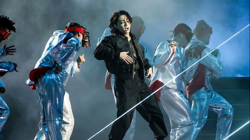 Màn biểu diễn bùng nổ của Jungkook BTS tại lễ khai mạc World Cup 2022