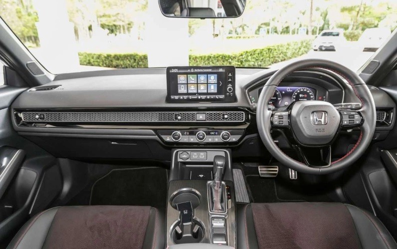 Cận cảnh Honda Civic e:HEV ra mắt tại Malaysia