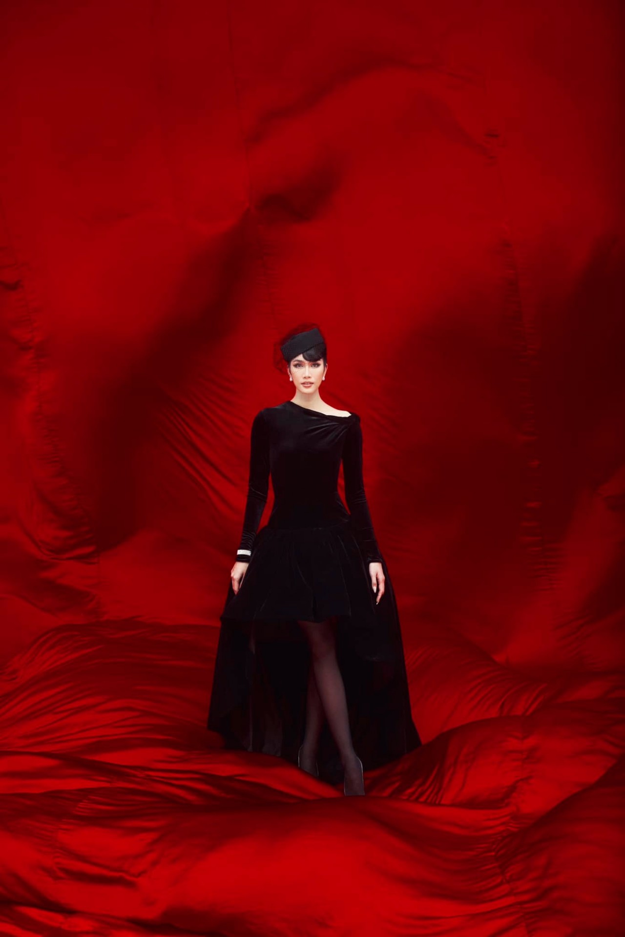 Á hậu Phương Anh